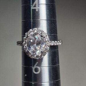 💍 Moissanite Sterling Silver CZ Diamond Engagement Ring Circle Halo Size 5.5